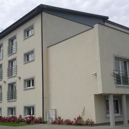 Via Appia Otel Raszyn Dış mekan fotoğraf