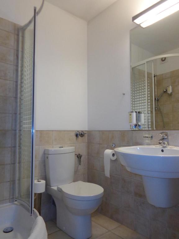 Via Appia Otel Raszyn Oda fotoğraf