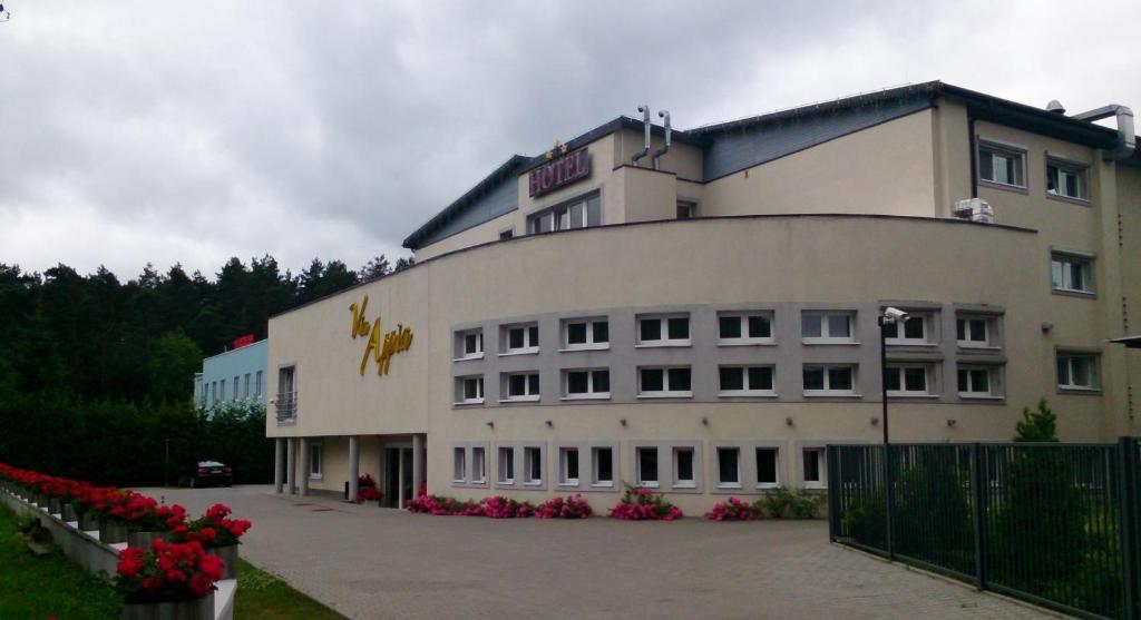 Via Appia Otel Raszyn Dış mekan fotoğraf